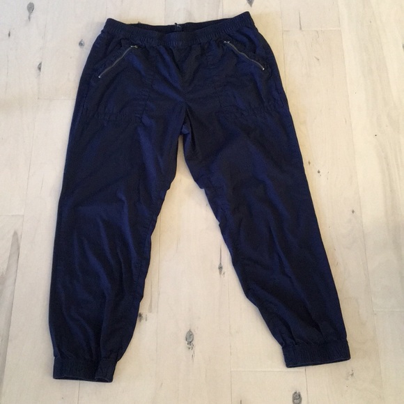 GAP Pants - Gap athletic crops